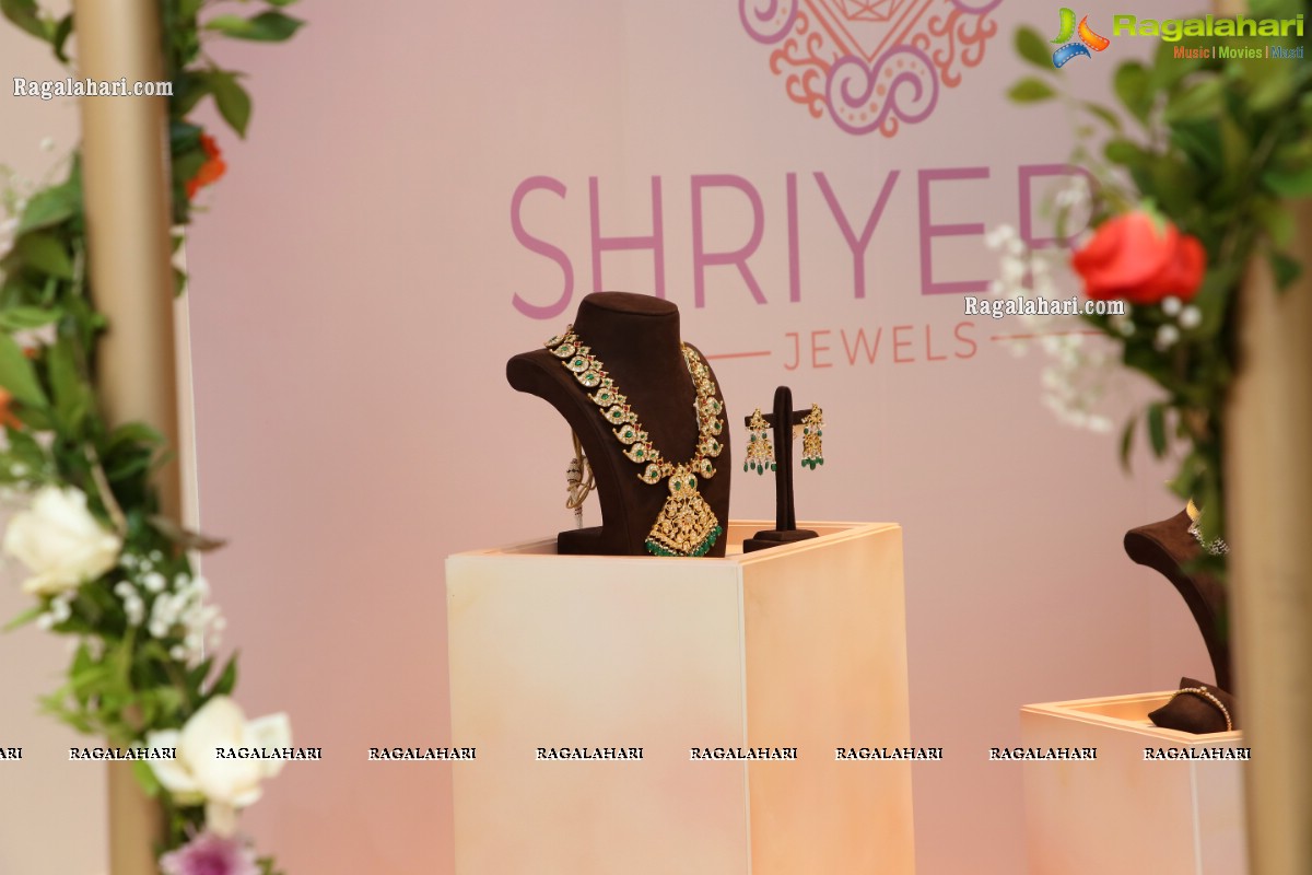 Shriyeras Jewels Pre-Launch Celebrations