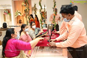 Sriyeras Jewels Pre-Launch Celebrations