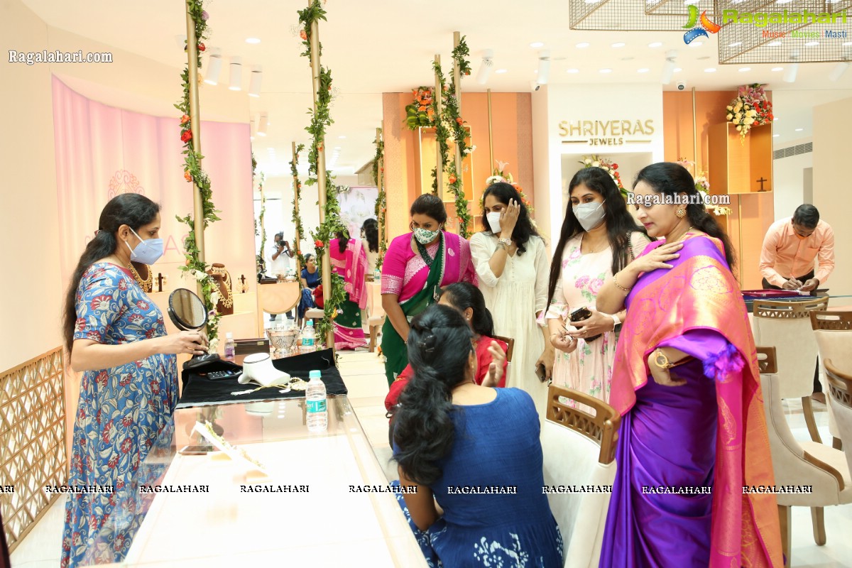 Shriyeras Jewels Opens Its New Store at Jubilee Hills, Hyderabad