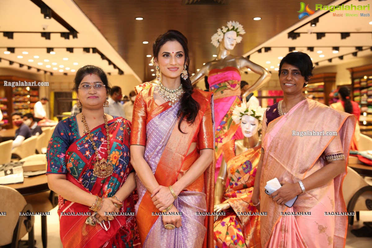 VRK Heritage New Store Launch at Jubilee Hills