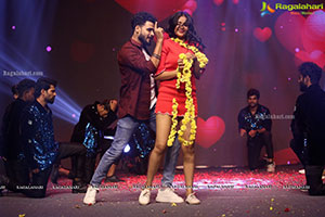 Manchi Rojulochaie Movie Pre-Release Event