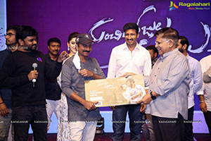 Manchi Rojulochaie Movie Pre-Release Event