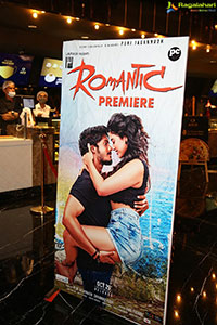 Romantic Movie Premier at AMB Cinemas