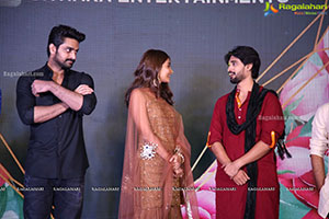 Varudu Kaavalenu Movie Sangeeth Event