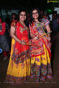 Country Club Dandiya Utsav 2021 HD Photos