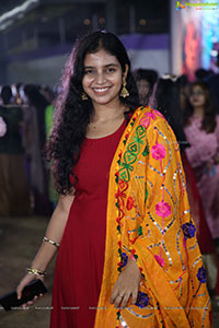 Country Club Dandiya Utsav 2021 HD Photos