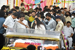 Tollywood Celebs Pay Their Last Respects to Puneeth Rajkumar