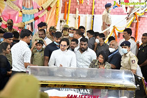 Tollywood Celebs Pay Their Last Respects to Puneeth Rajkumar