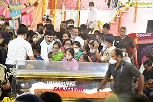 Tollywood Celebs Pay Their Last Respects to Puneeth Rajkumar