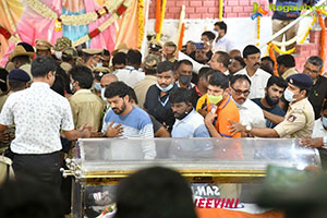 Tollywood Celebs Pay Their Last Respects to Puneeth Rajkumar