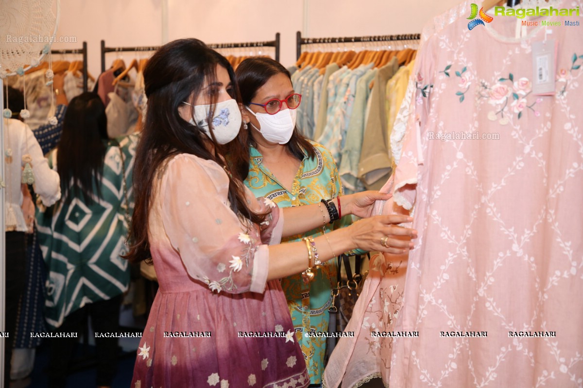 Pandora Fashion Exhibition at Taj Deccan, Hyderabad