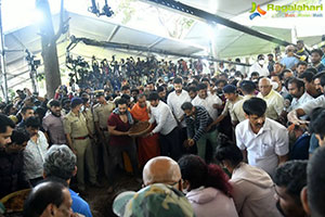 Kannada Superstar Puneeth Rajkumar's Last Rites