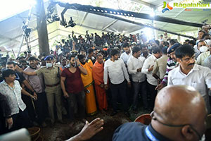 Kannada Superstar Puneeth Rajkumar's Last Rites