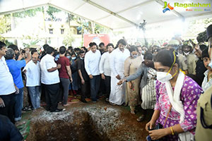 Kannada Superstar Puneeth Rajkumar's Last Rites