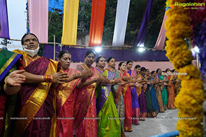 Saddula Bathukamma Festival Celebrations 2021 at Kukatpally