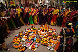 Saddula Bathukamma Festival Celebrations 2021 at Kukatpally