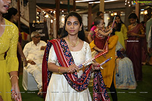 Shriya's Bathukamma Celebrations