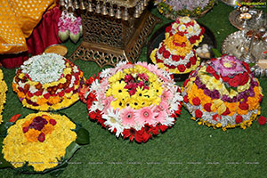 Shriya's Bathukamma Celebrations