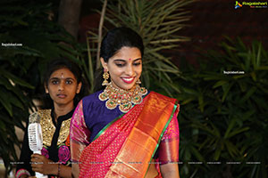 Shriya's Bathukamma Celebrations