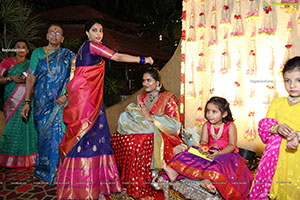 Shriya's Bathukamma Celebrations