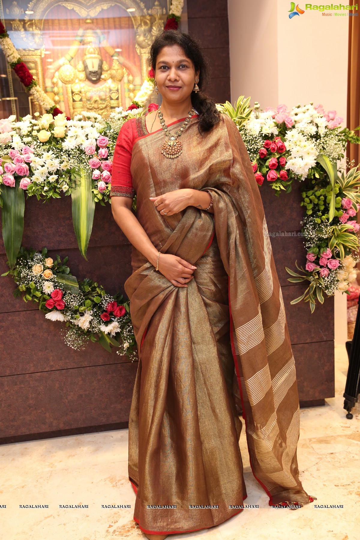 Vega Sri Gold And Diamonds Store Grand Launch at Jubilee Hills, Hyderabad