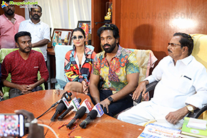 Ginna Movie Team Visits Anantapur City