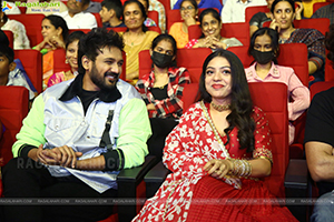 Swathi Muthyam Movie Pre-Release Event