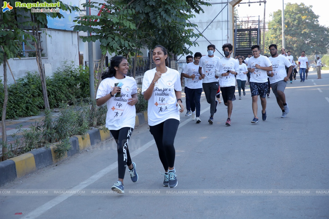 Flag Off of Run To Commemorate The Decennial Celebrations of Apollo Medical College