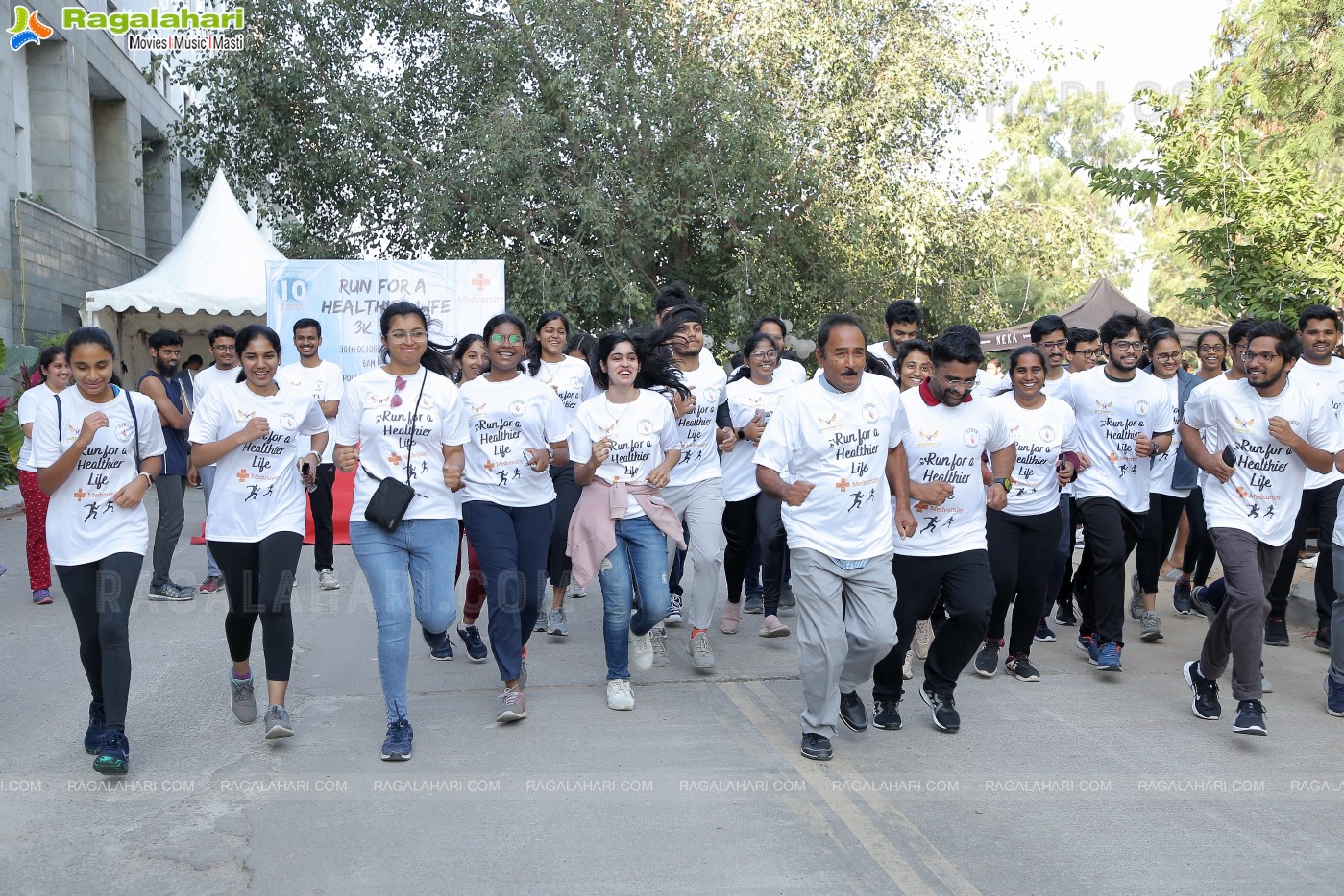 Flag Off of Run To Commemorate The Decennial Celebrations of Apollo Medical College