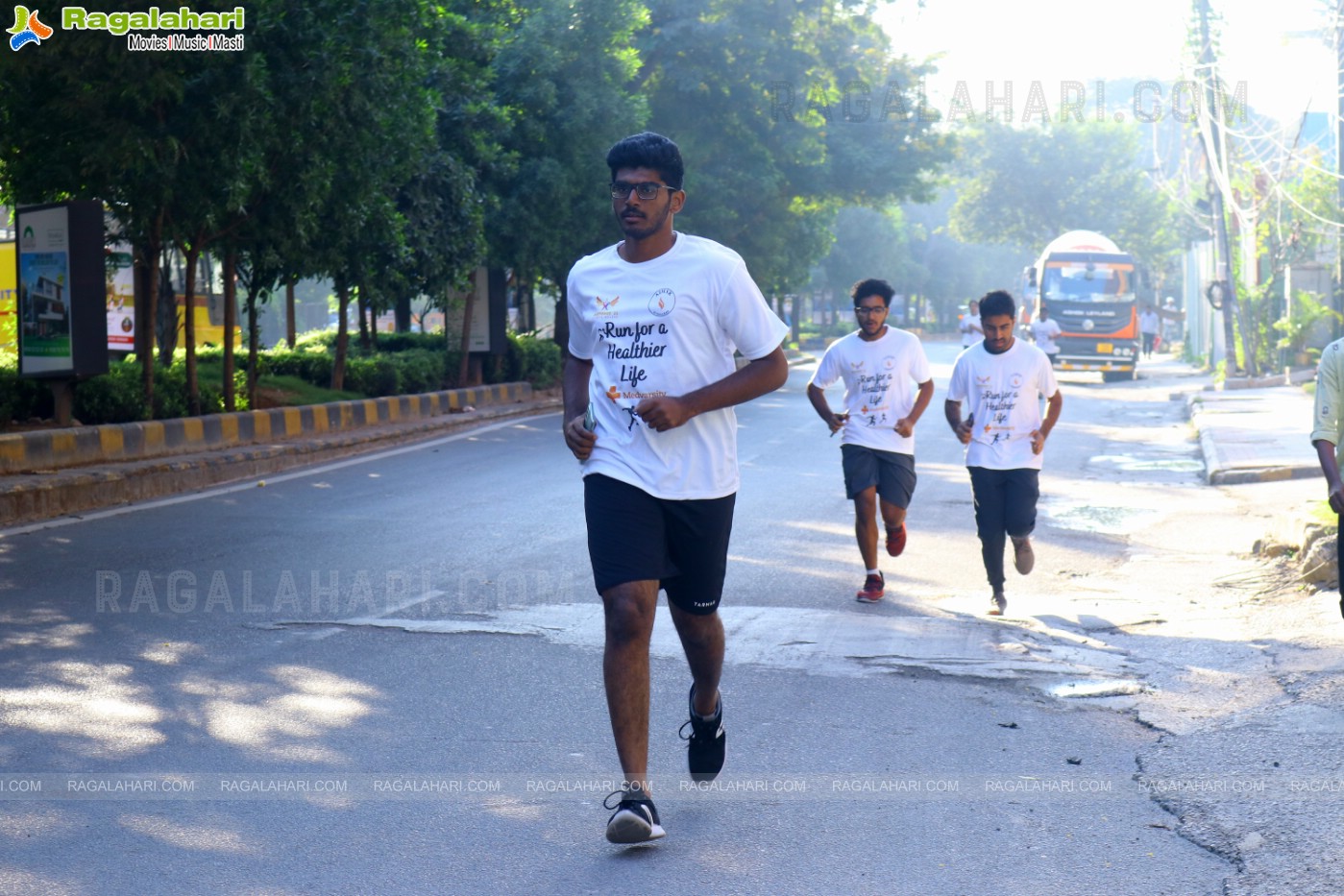 Flag Off of Run To Commemorate The Decennial Celebrations of Apollo Medical College