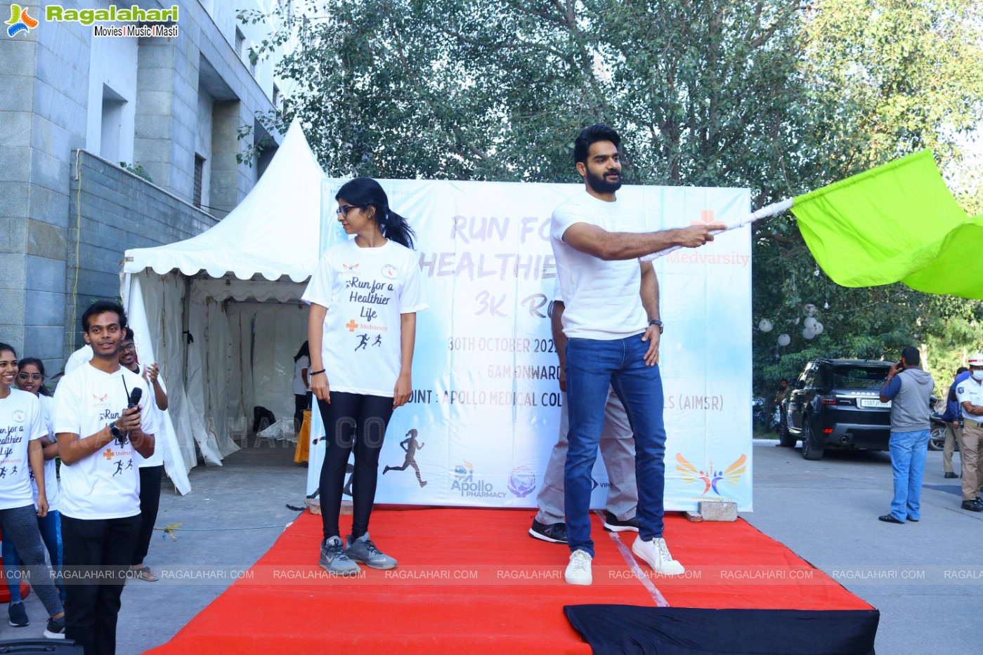 Flag Off of Run To Commemorate The Decennial Celebrations of Apollo Medical College