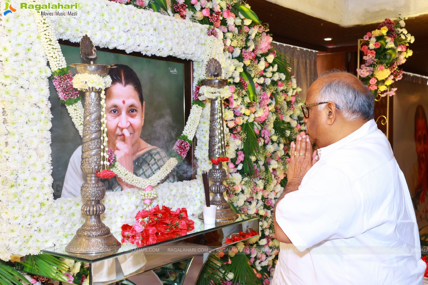 Ghattamaneni Indira Devi 11th Day Ceremony Photos