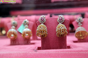 Manepally Jewellers Unveils Special Diwali Collection