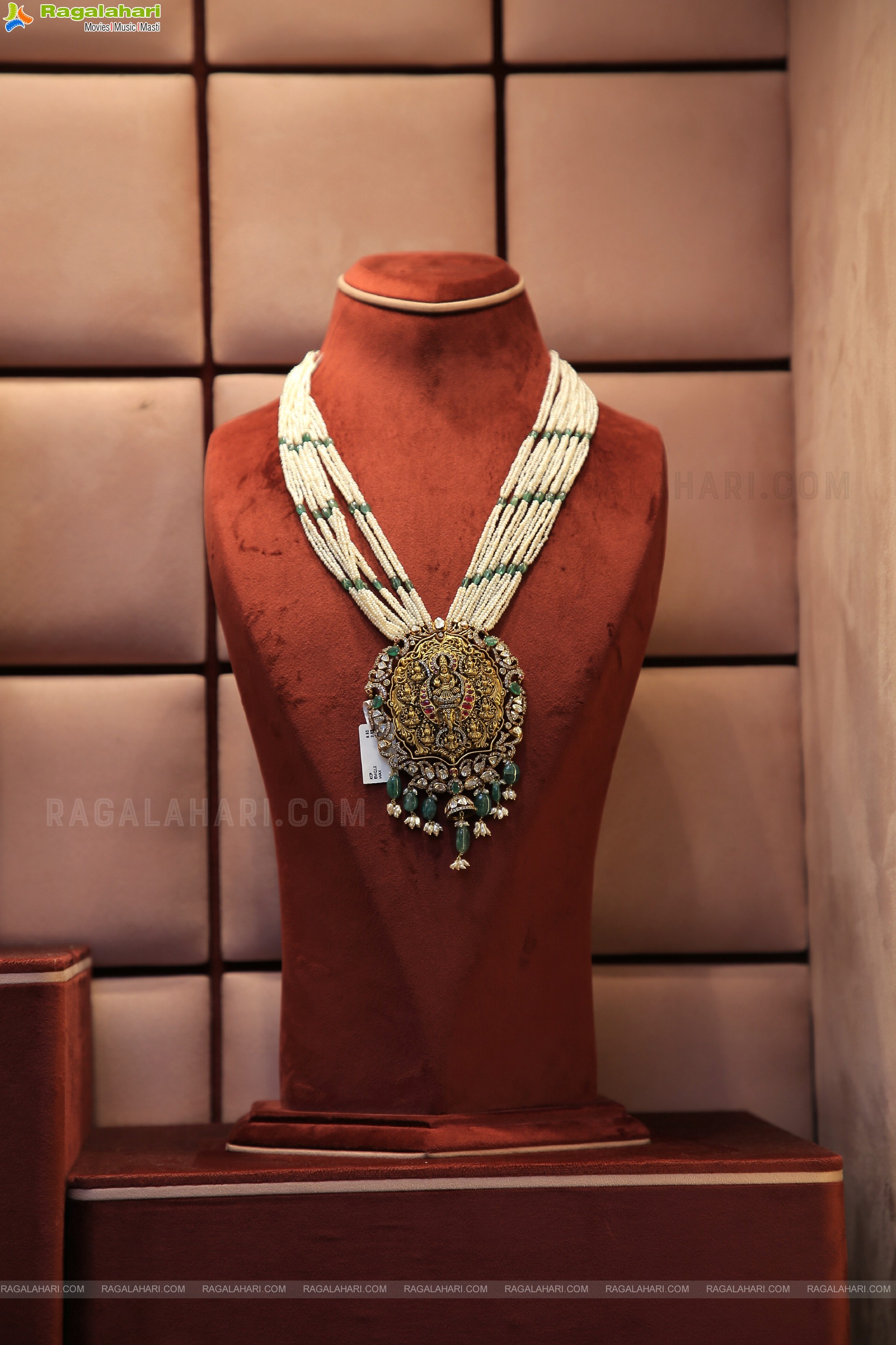 Vega Sri Gold & Diamonds Special Jewellery Collection Showcase For Dhanteras & Diwali 