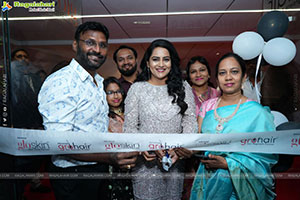 Actress Himaja Launches Advanced grohair and glo skin Clinic