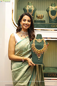 Goyaz Silver Jewellery store Launch by Meenakshi Chaudhary
