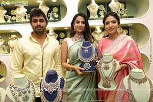 Goyaz Silver Jewellery store Launch by Meenakshi Chaudhary