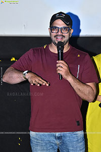 Janaka Aithe Ganaka Movie Premiere Show at Vijayawada