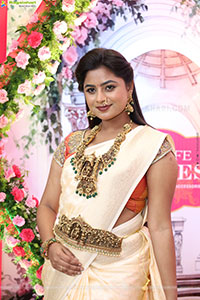 Grand Launch of Hi Life Brides Exhibition at HICC Novotel