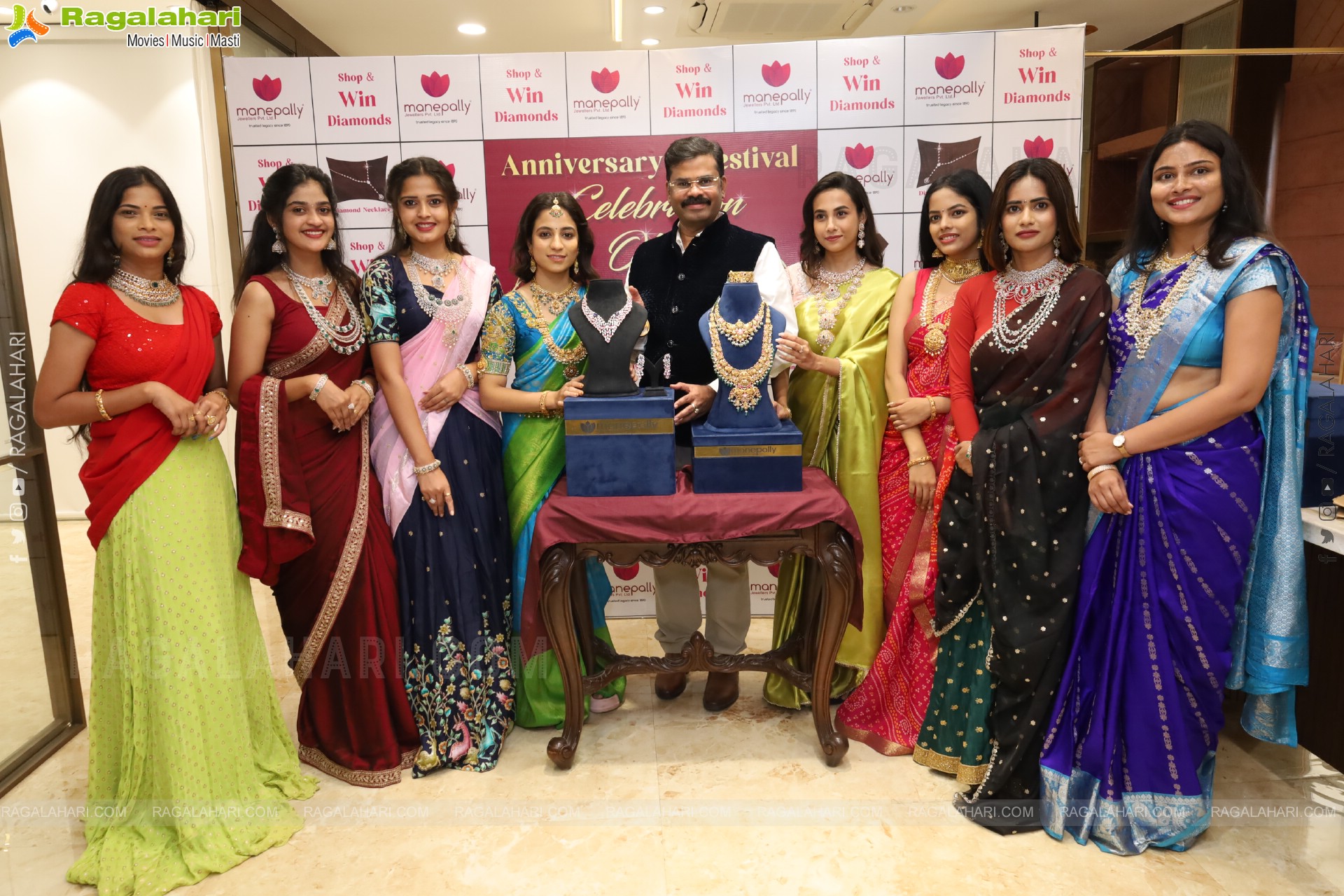 Grand Launch of Festival & Wedding Collection at Manepally Jewellers