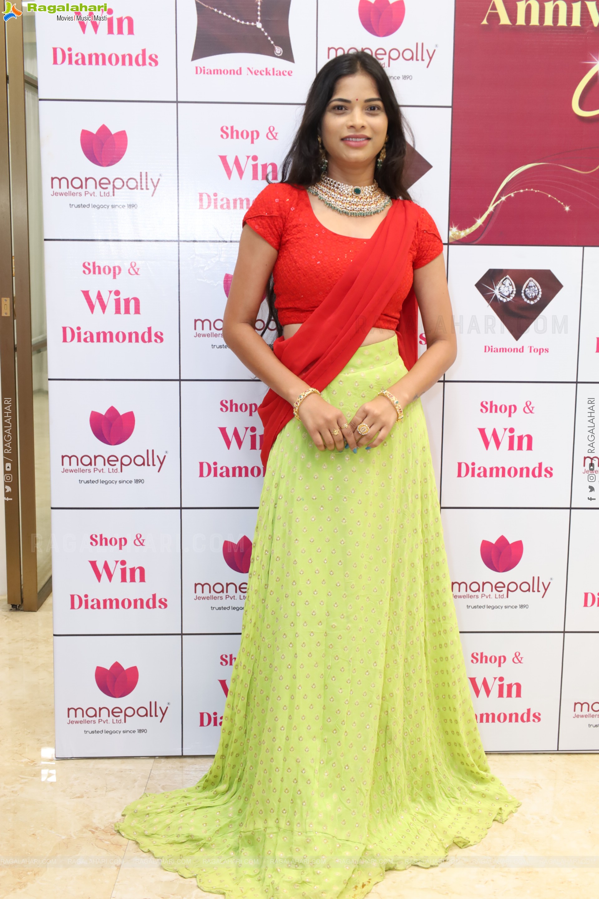 Grand Launch of Festival & Wedding Collection at Manepally Jewellers