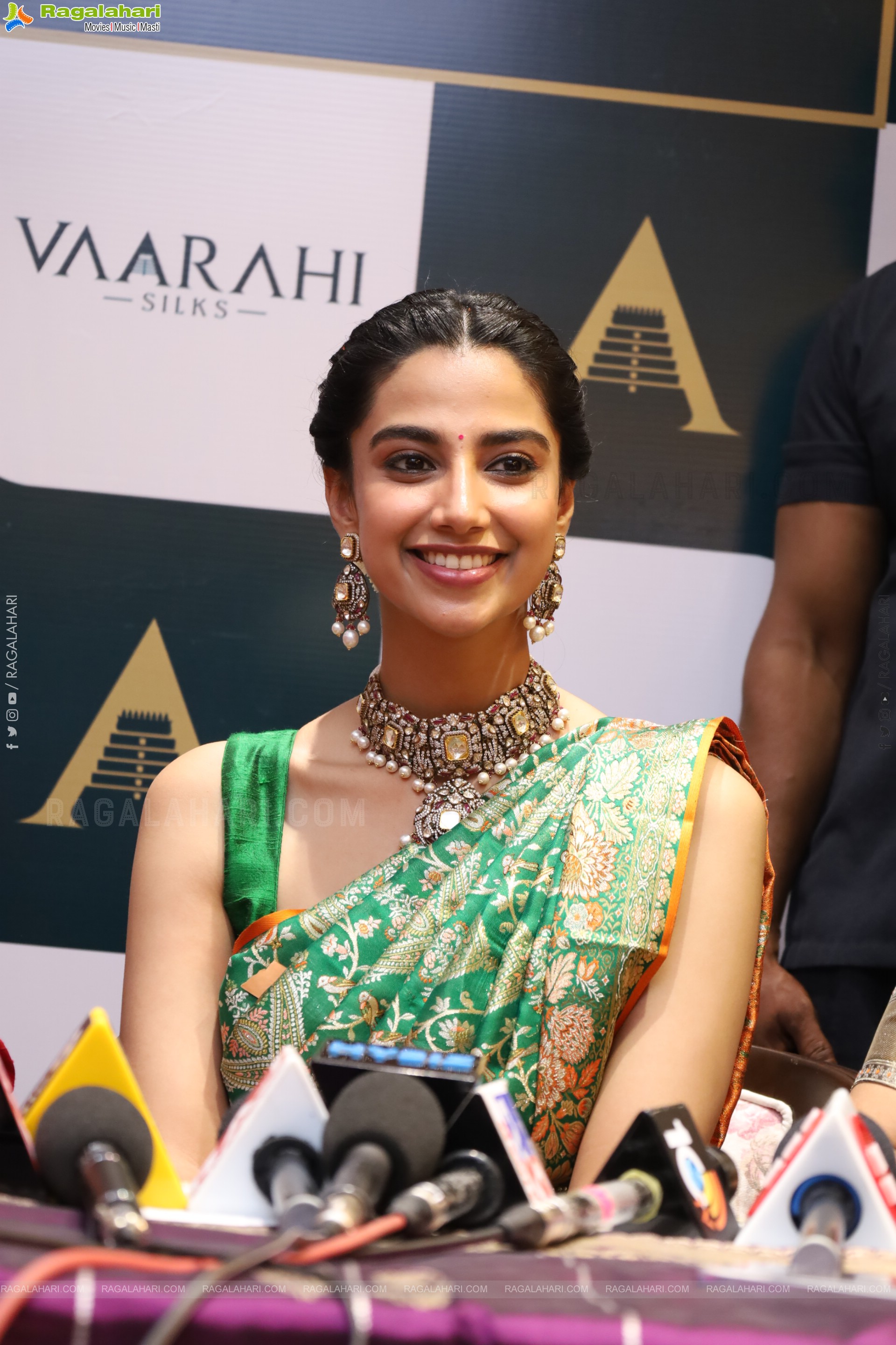 Vaarahi Silks Grand Launch Event 