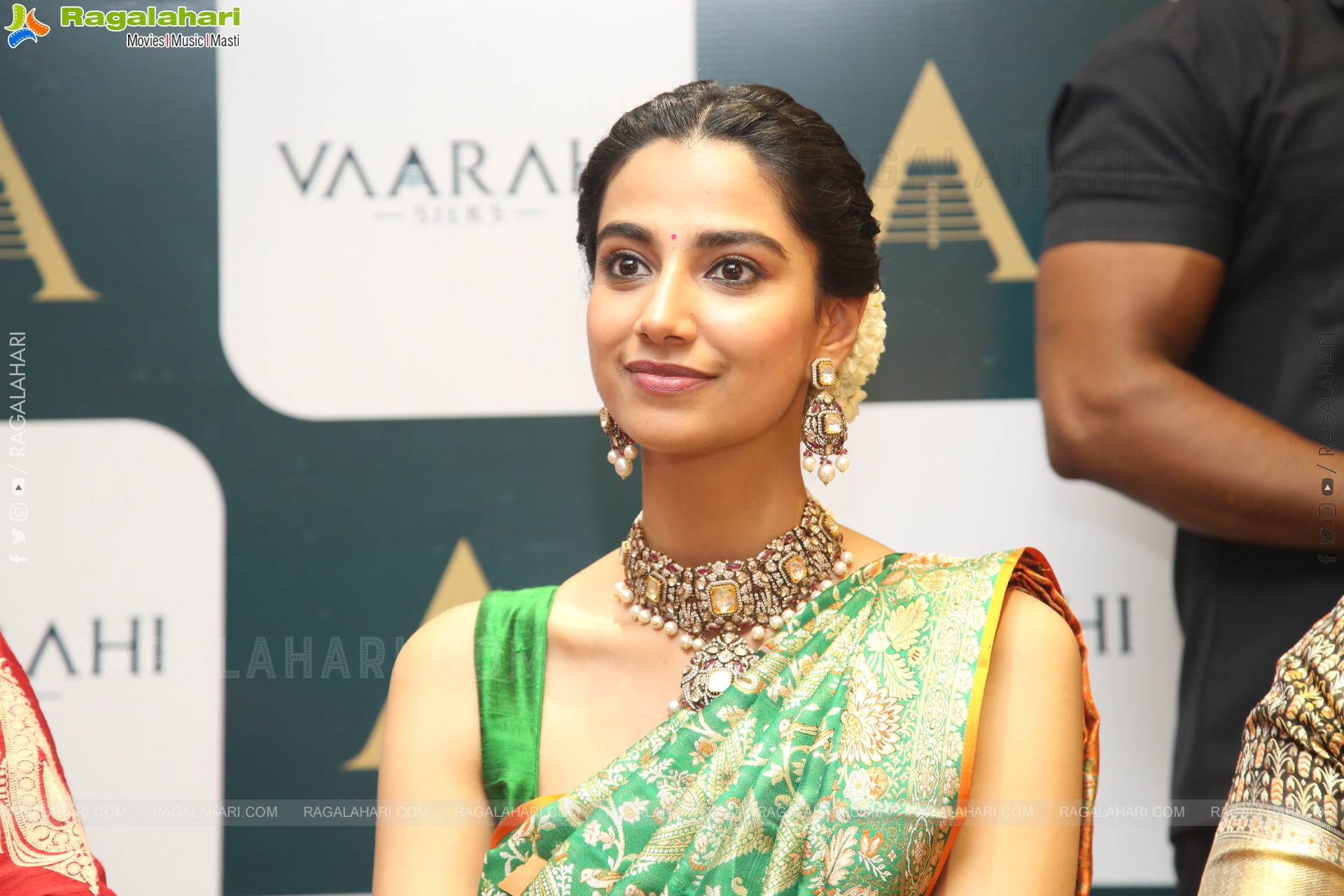 Vaarahi Silks Grand Launch Event 