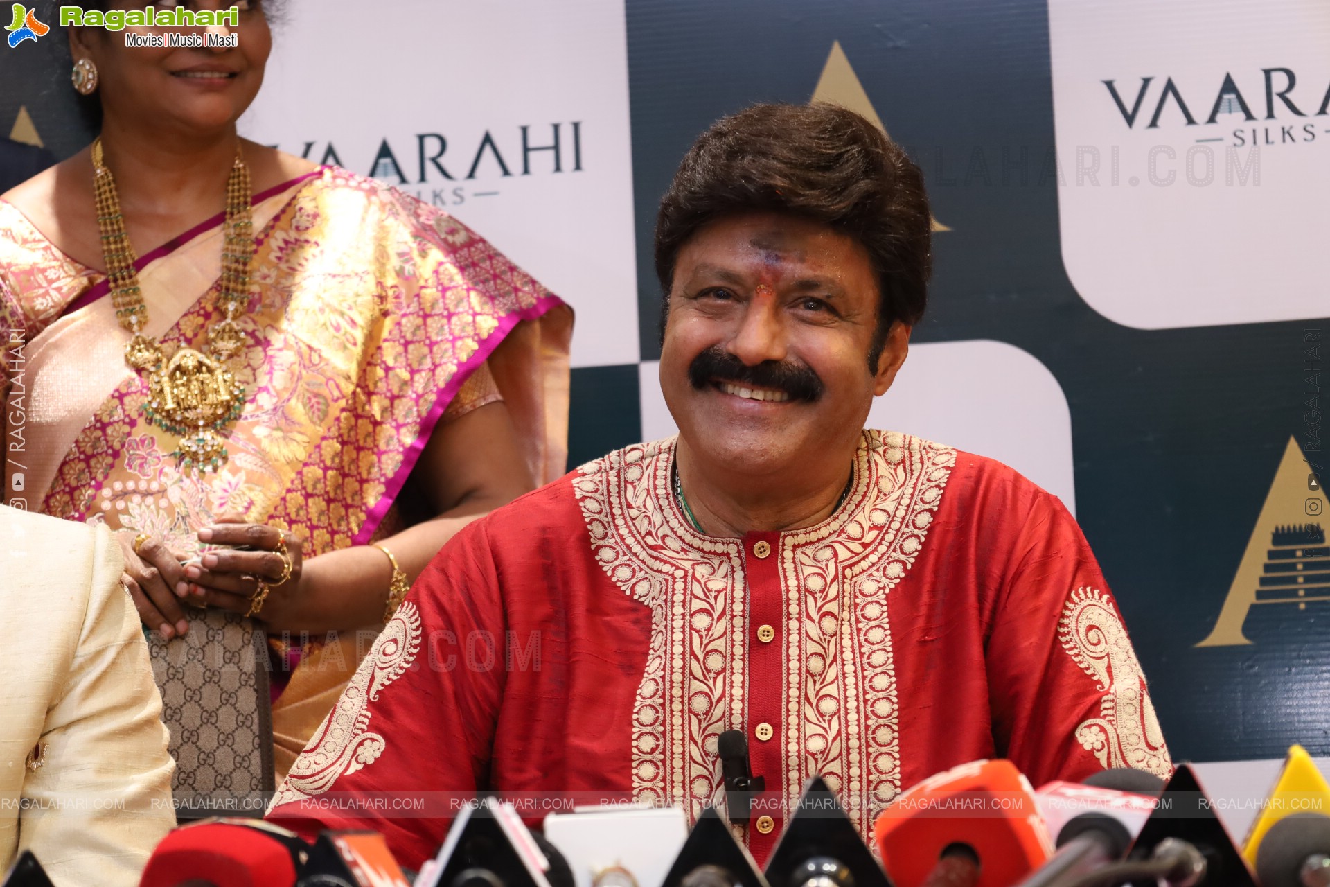 Vaarahi Silks Grand Launch Event 