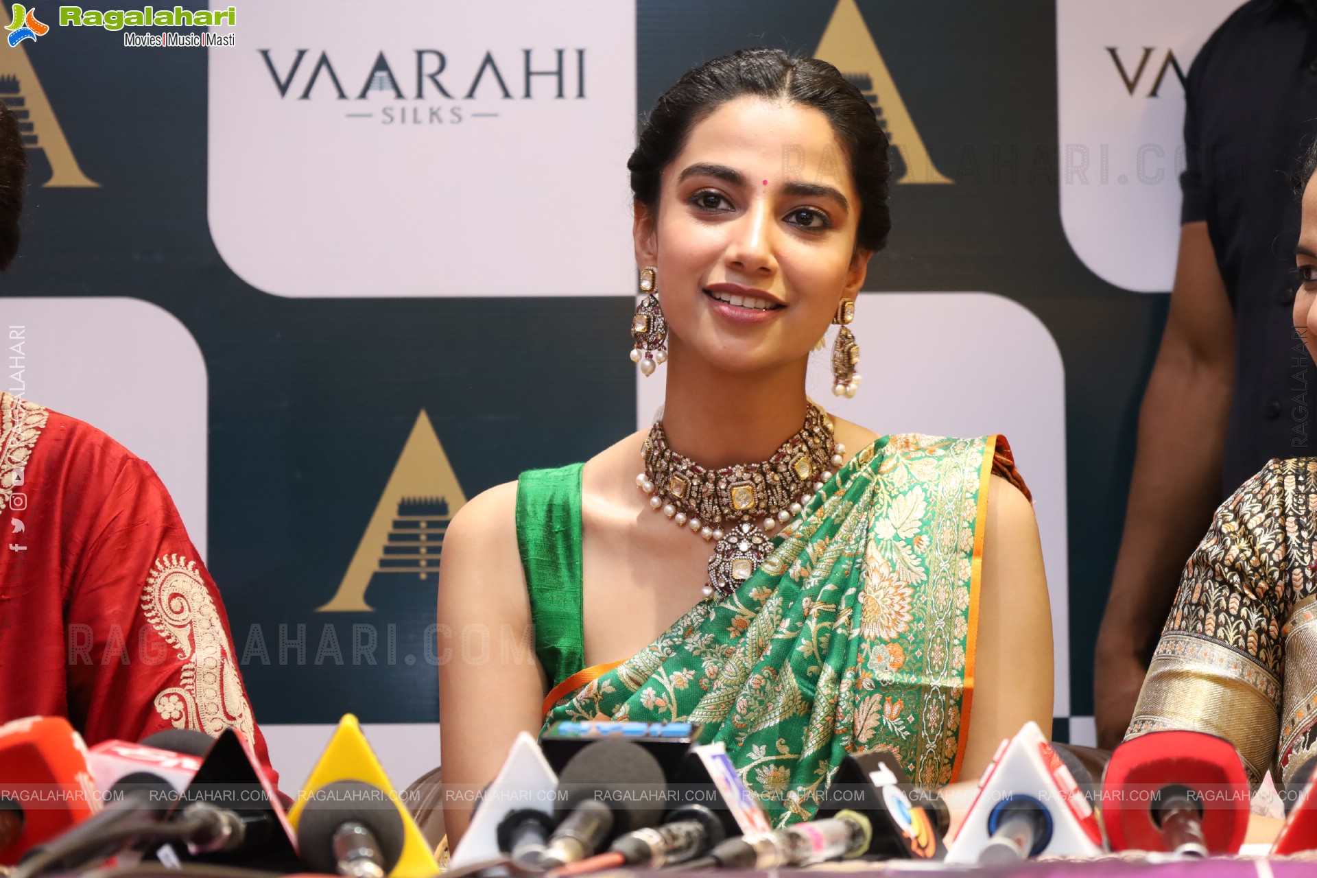 Vaarahi Silks Grand Launch Event 