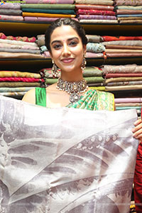 Vaarahi Silks Grand Launch Event 