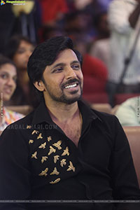 Mithra Mandali Movie Pre Release Event 