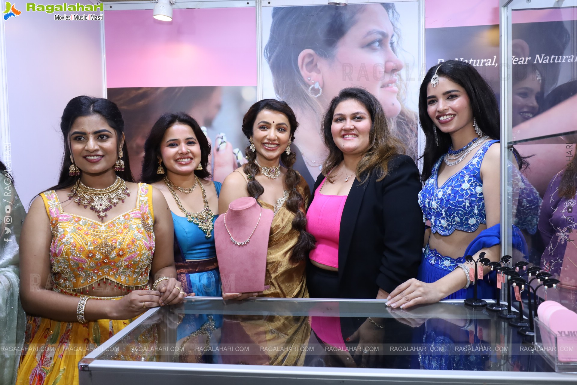 Hi Life Exhibition: October Special Fashion Edition Launch, Hyderabad