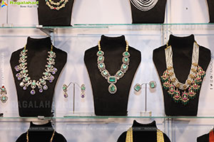 Hi Life Exhibition: October Special Fashion Edition Launch