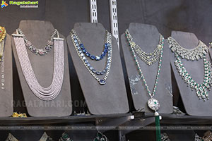 Hi Life Exhibition: October Special Fashion Edition Launch